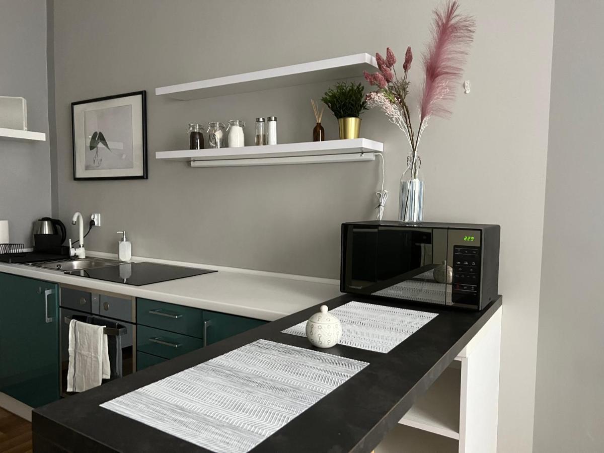 Przy Alejach Appartement Krakau Buitenkant foto